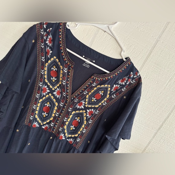 Architect size 2x Navy Embroidered Blouse - Picture 3 of 5